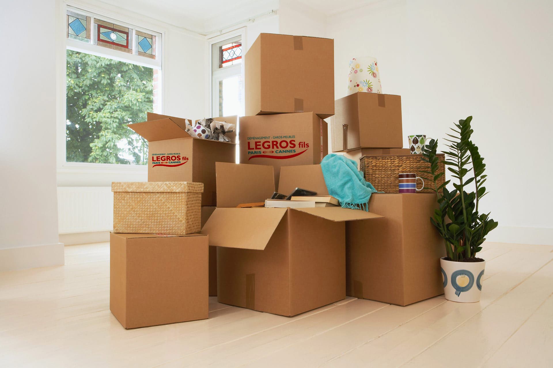 Déménageurs, cartons, garde-meubles Après la crise, le secteur du  déménagement s'emballe